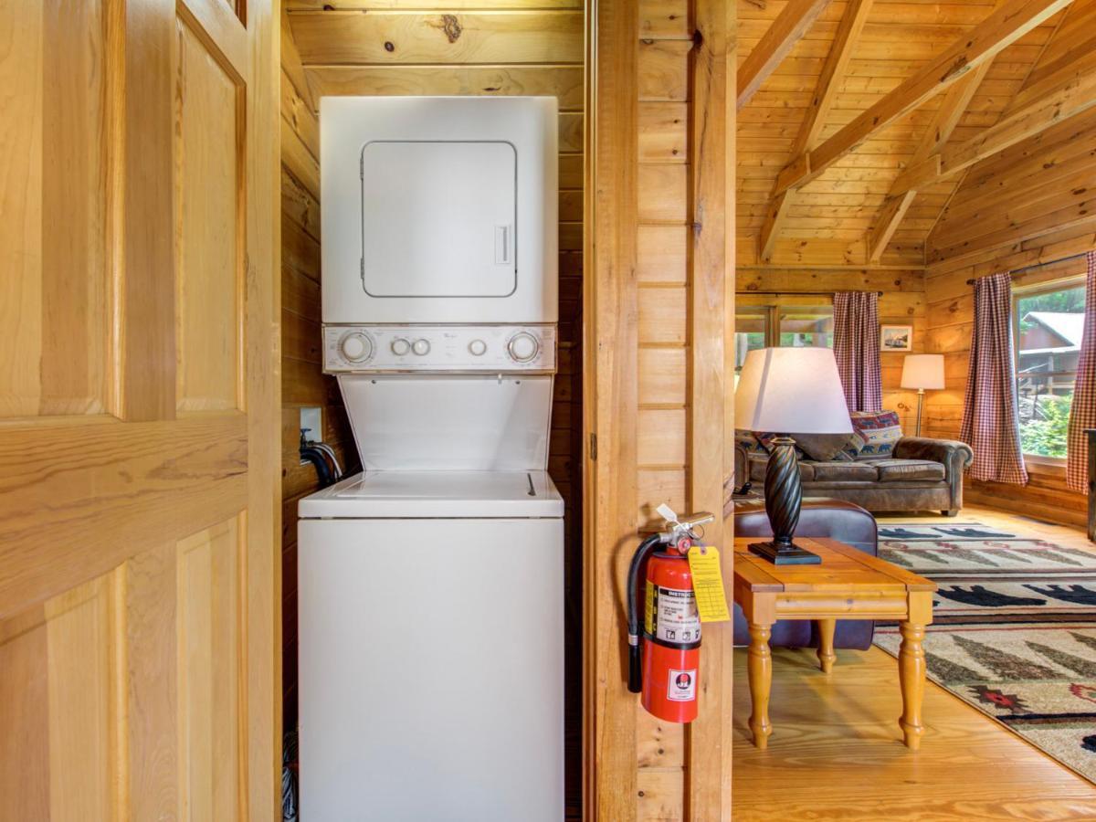 Bear Tracks, 2 Bedrooms, Hot Tub, Fireplace, Wifi, Jetted Tub, Sleeps 6ガトリンバーグ エクステリア 写真